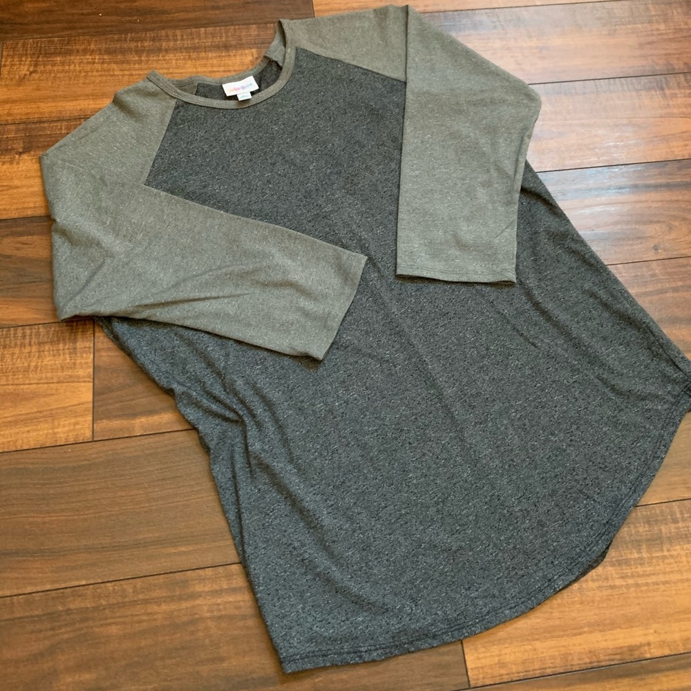 LulaRoe Raglan